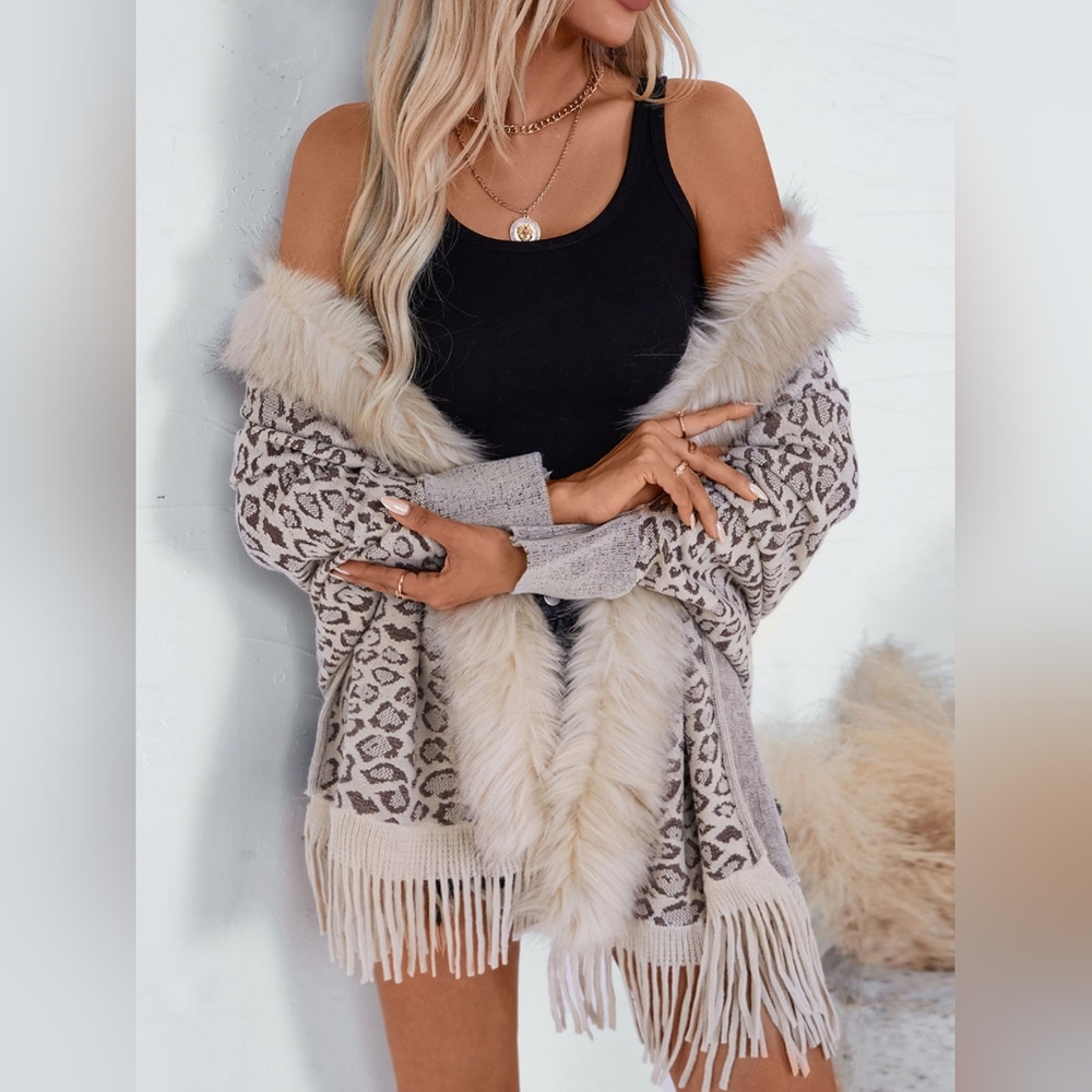 Plush Faux Fur Leopard Retro Fringe Boho Oversized Poncho Knit Cardigan Jacket - Picture 2 of 16